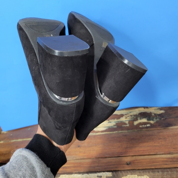 Bar lll Womens Ginaa Black Faux Suede Booties Shoes Size 6.5 - Picture 14 of 16